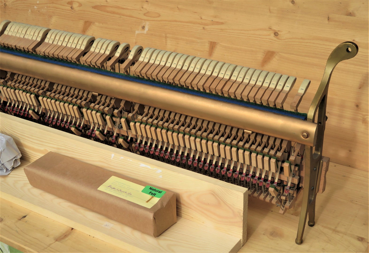 Piano Genand